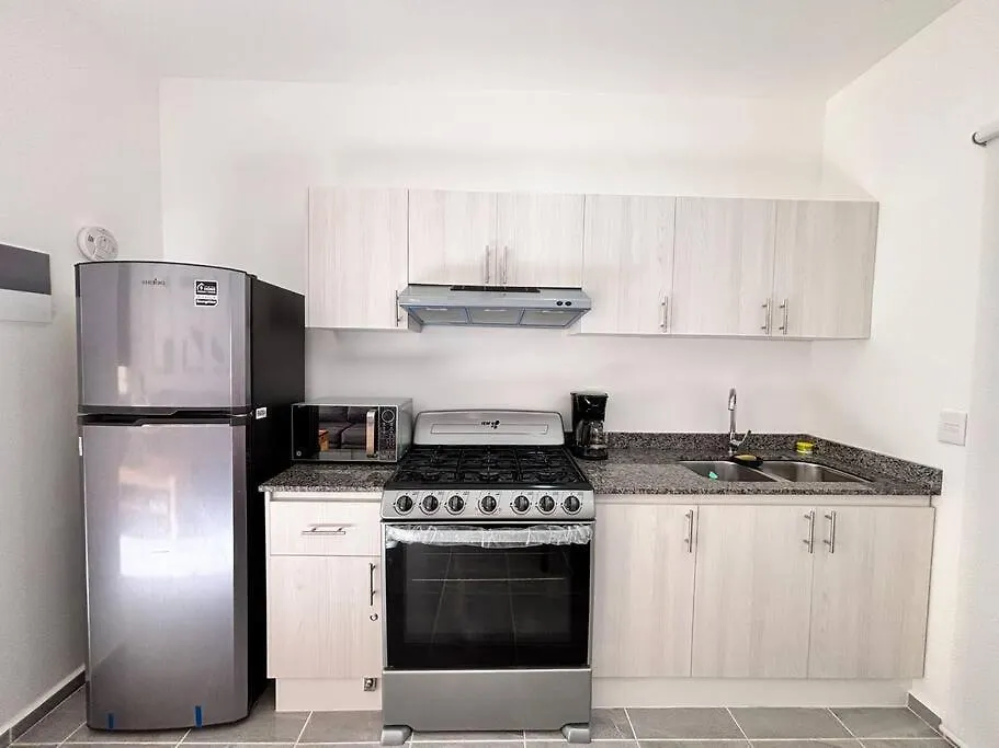 New 3 Bedroom Cozy Apartment In Playa Del Carmen